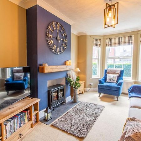 Modern Coastal Home Sleeping 5 - 2 Minute Walk To Pakefield Beach, Suffolk Luaran gambar