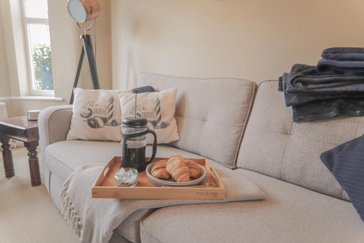 Modern Coastal Home Sleeping 5 - 2 Minute Walk To Pakefield Beach, Suffolk Luaran gambar